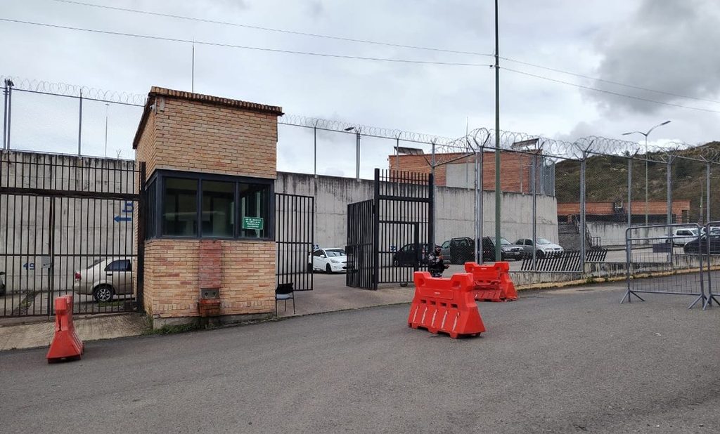 El lunes, 19 de octubre de 2026, se presentó la más reciente muerte violenta dentro de la cárcel de Turi, en Cuenca. /EL MERCURIO