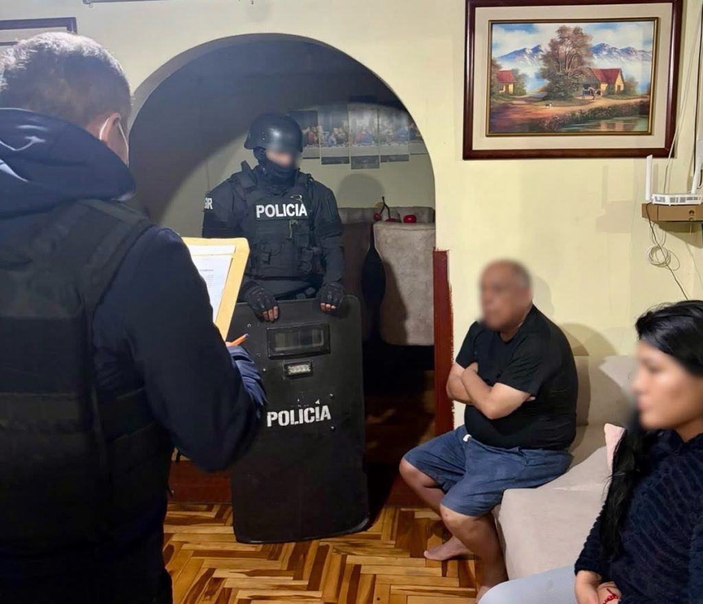 La Policía Nacional detuvo a cuatro personas. Foto: Fiscalía