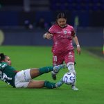 Jugadoras del Palmeiras y Dragonas disputan balón. Foto: Libertadores