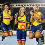 Elisa Sala, Arianna Zúñiga y Ámbar León festejan segundo lugar. /Cortesía