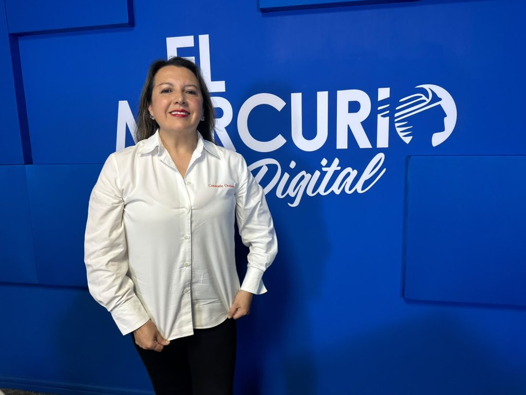 María Consuelo Orellana es candidata a la Prefectura de Azuay por la alianza 17-63-1. /EL MERCURIO